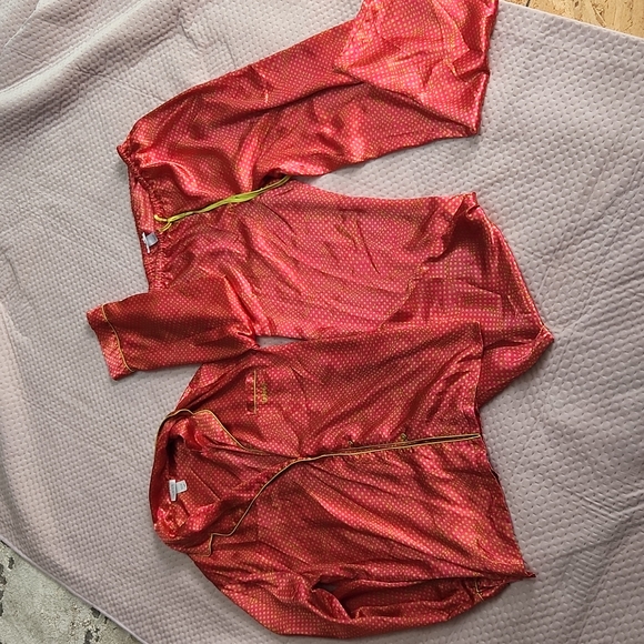 Silky pajama - Picture 1 of 3